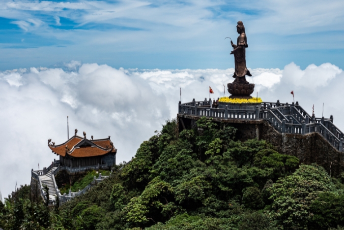 Buddhist statues, the largest in Southeast Asia